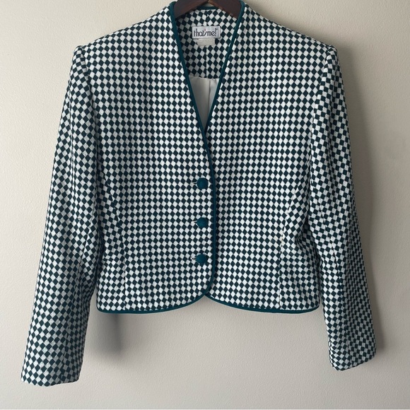 thats me Jackets & Blazers - VINTAGE Green and White Checkered Preppy Blazer with Corduroy Buttons and Edges